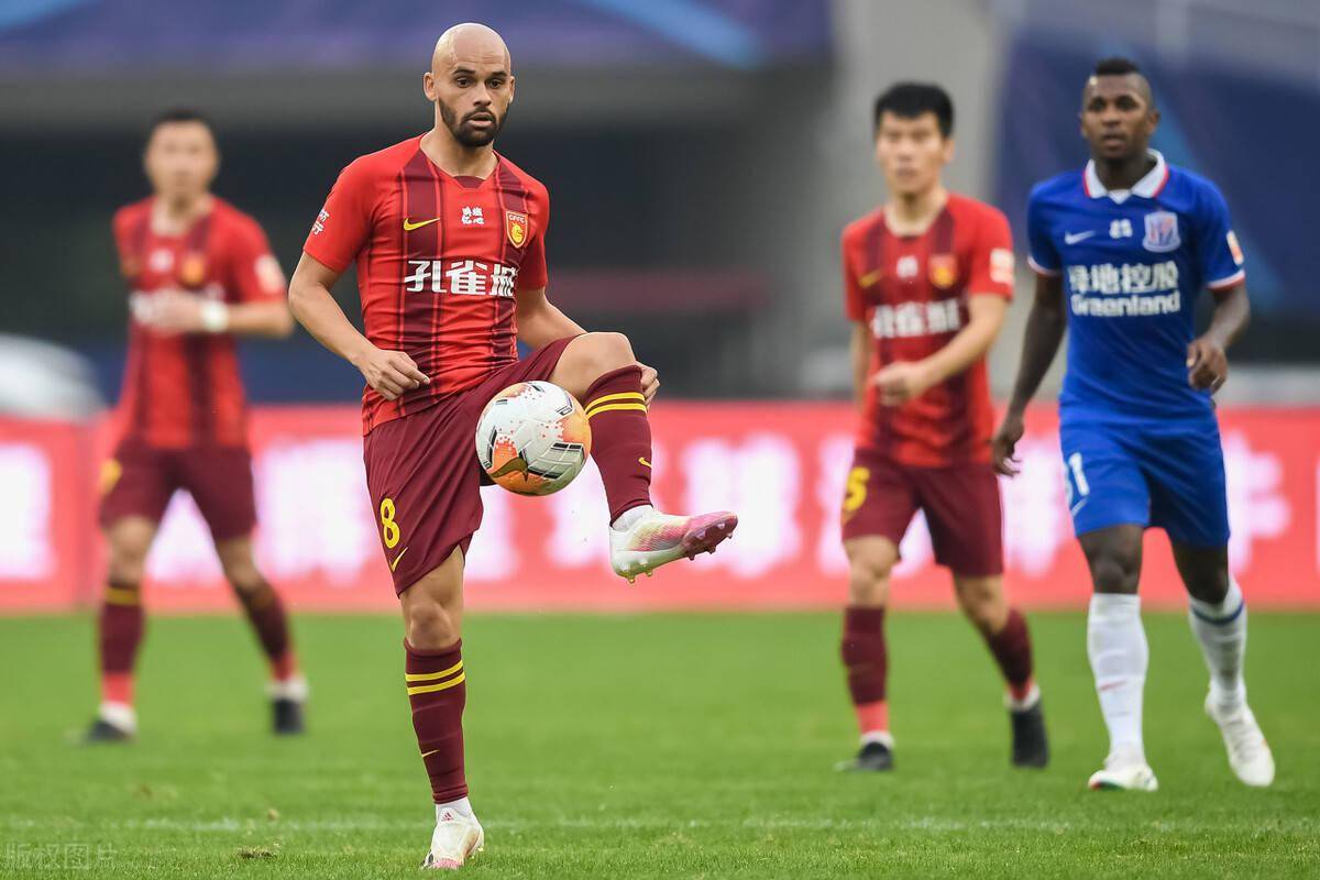 开云APP-曼联压哨转会