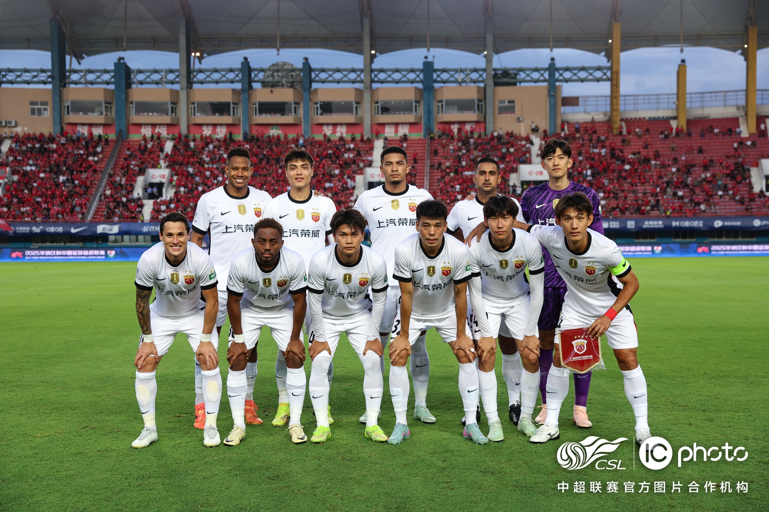 kaiyun-包含赛地聚焦：国王杯今夜热度飙升；勒沃库森止住颓势；话题不断；数据趋势出现新变化的词条